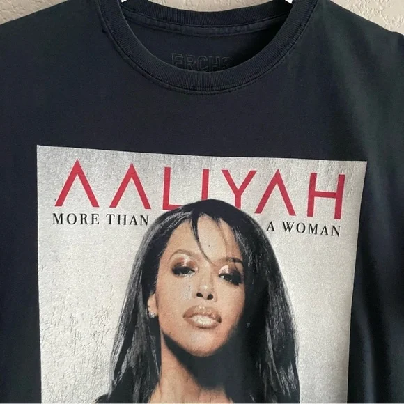 FRCHS Aaliyah More Than A Woman Graphic Tee M Black - Picture 3 of 8